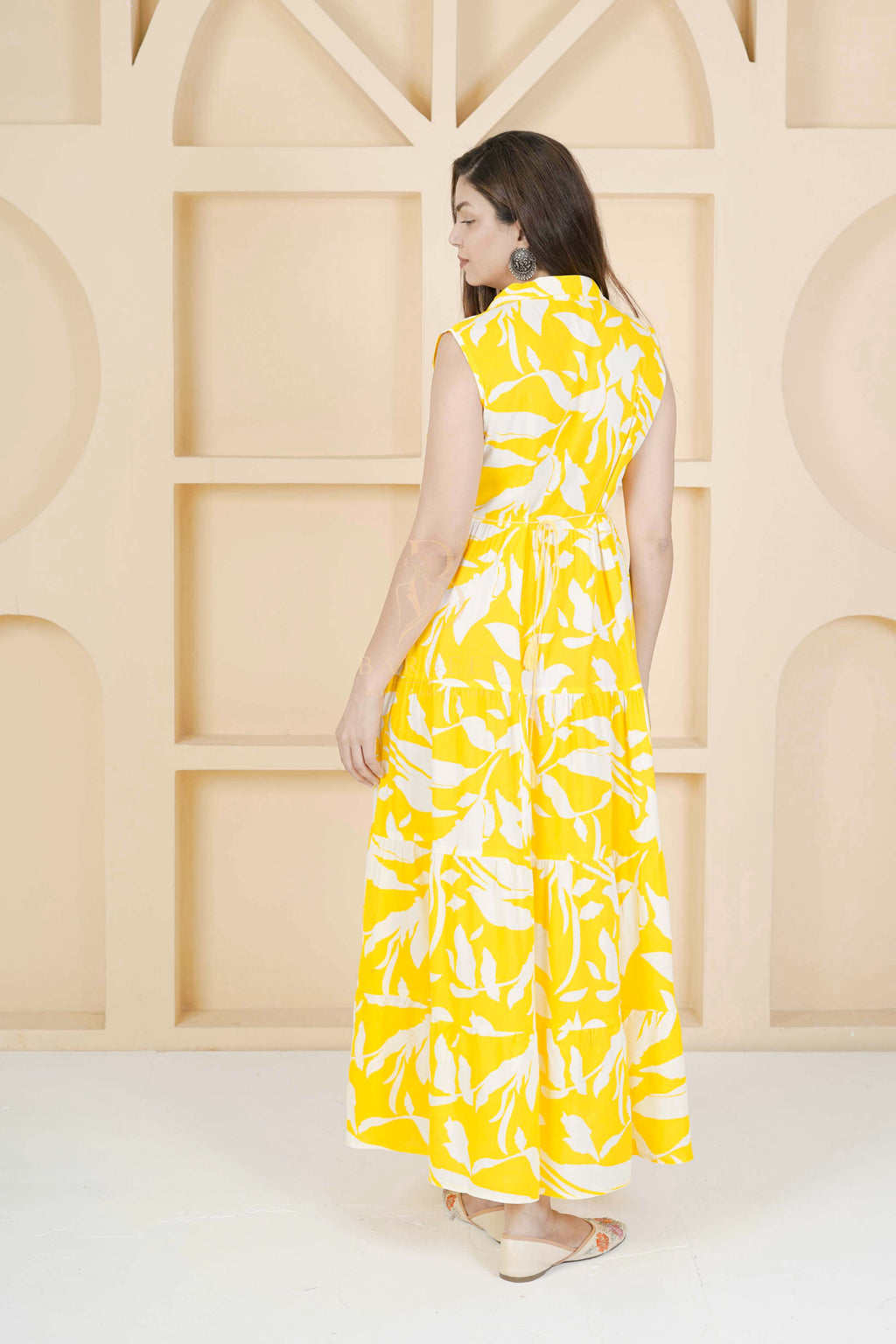 BARBEEE Flared/A-line Gown (Yellow, White) - Jaya